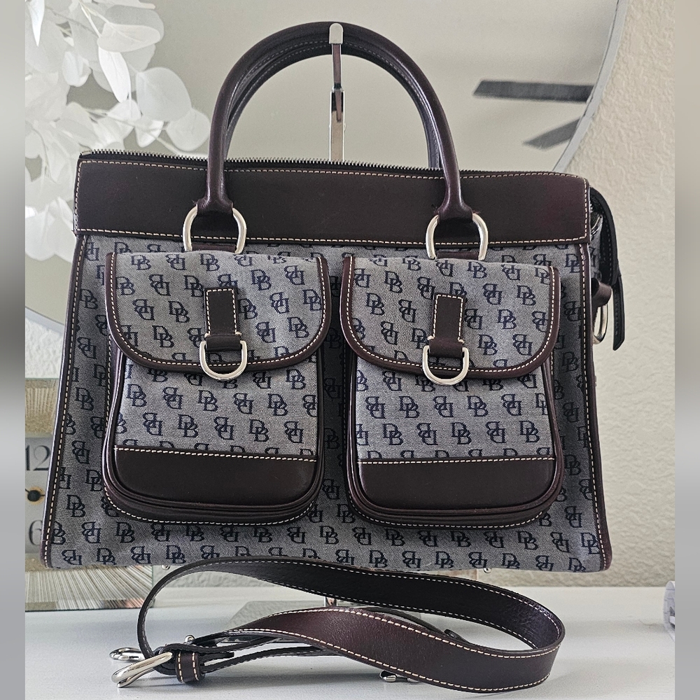 EUC Dooney & Bourke Vintage Blue Denim/Brown Leather Double Pocket Large Tote